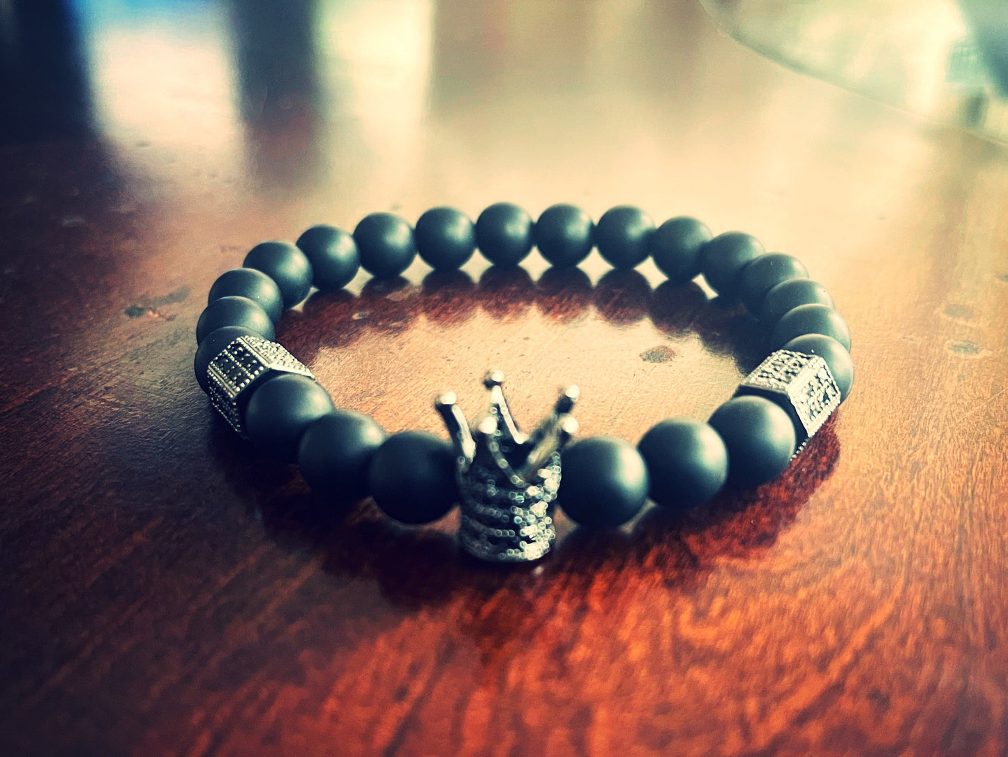 Crown Black Onyx Bracelet - 550strong