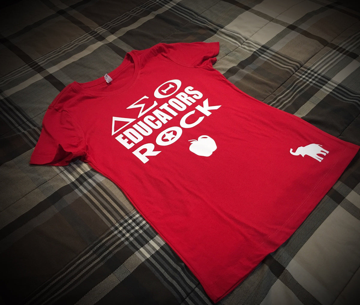 Greek - Delta Educators Rock T-Shirt - 550strong